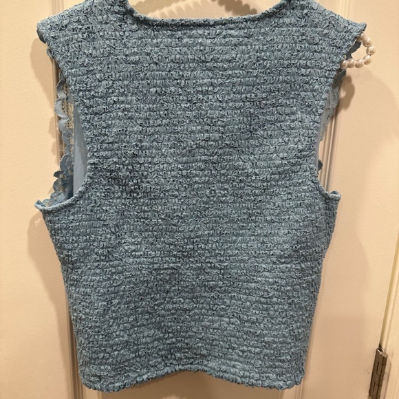 Express Sleeveless Lace Feminine Ladies Blue Top Size Large NWT - Picture 2 of 3
